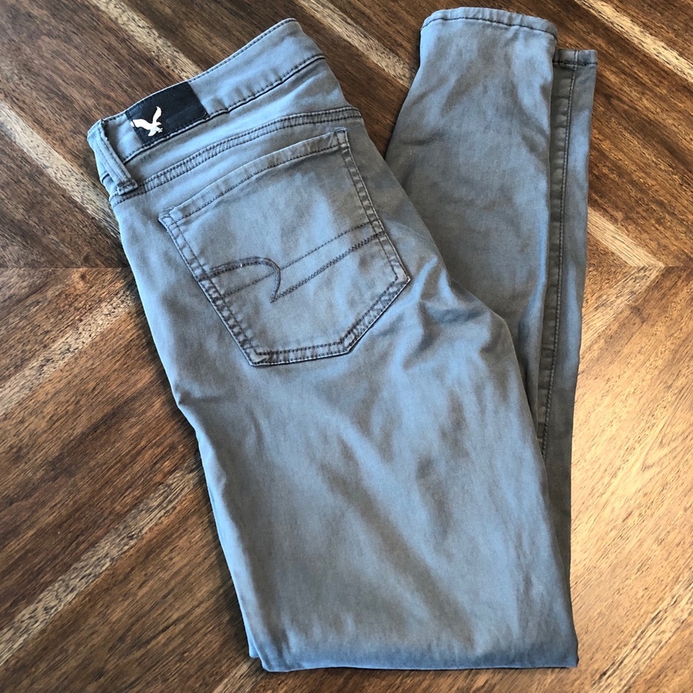 American Eagle Super Stretch Jegging Size 6